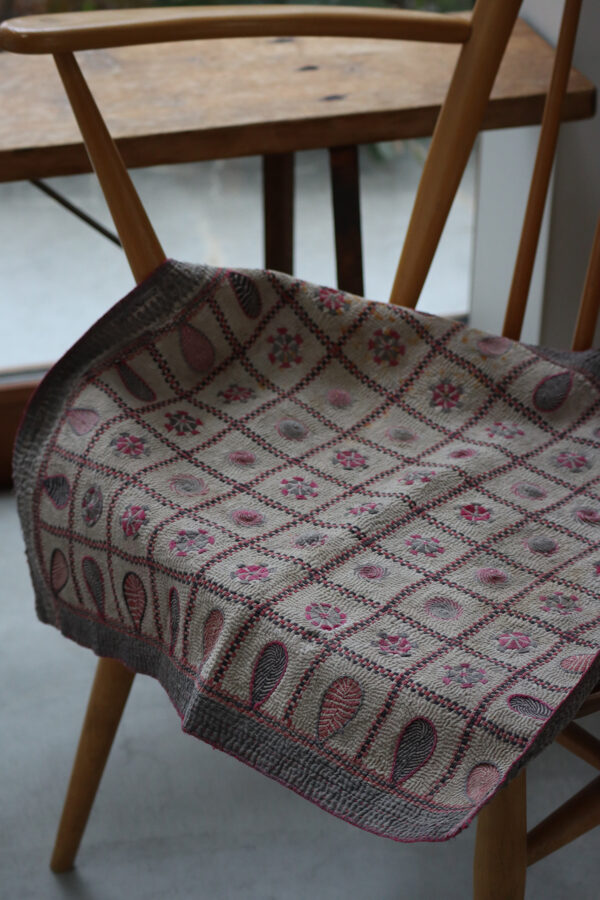 Old kantha  / R 02　 - 画像 (9)