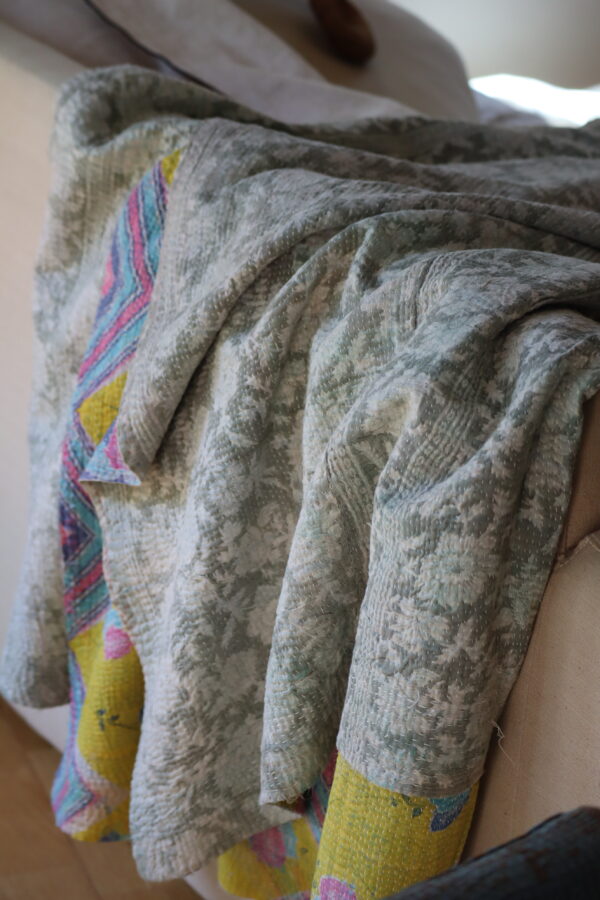 Vintage kantha / V 24