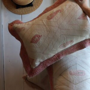 Old Kantha Cushion / G 07