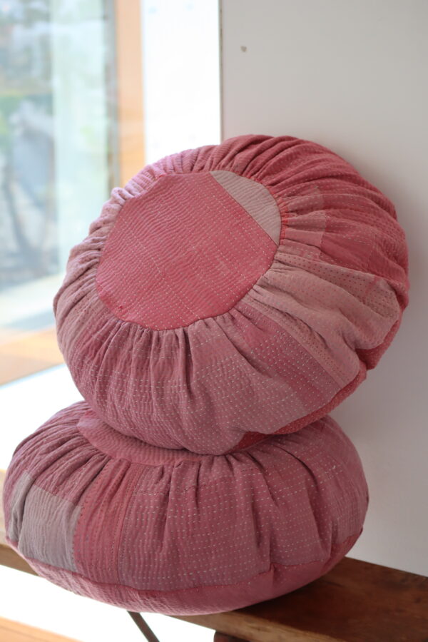Kantha Cushion / G 02