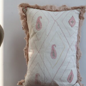 Old Kantha Cushion / G 09