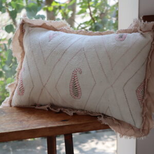 Old Kantha Cushion / G 08