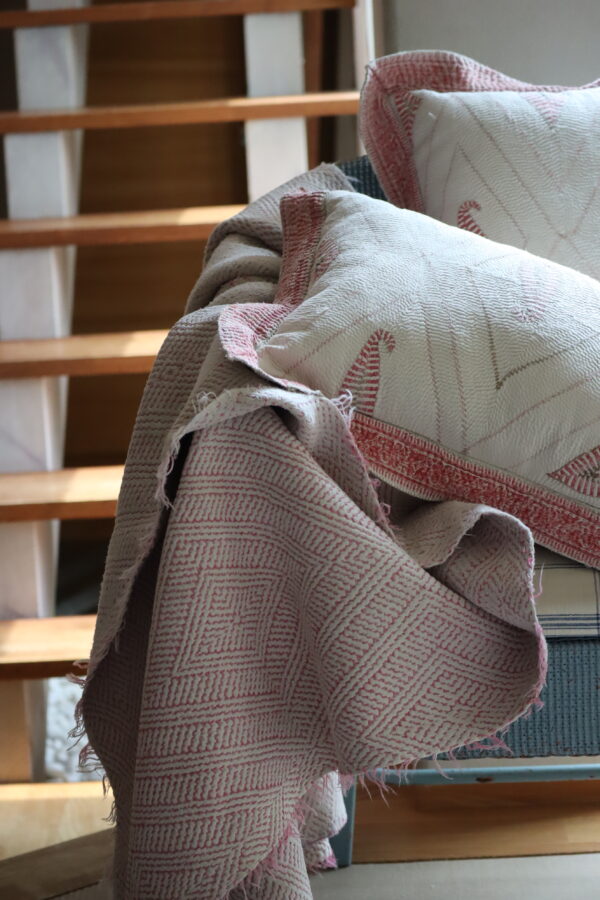 Old Kantha Cushion / G 07 - 画像 (3)