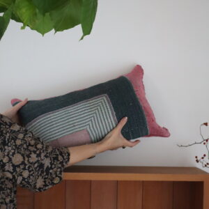 Kantha Cushion / G 19
