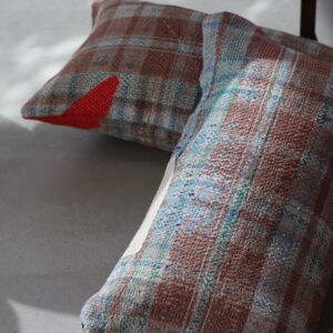 Kantha Cushion / G 22