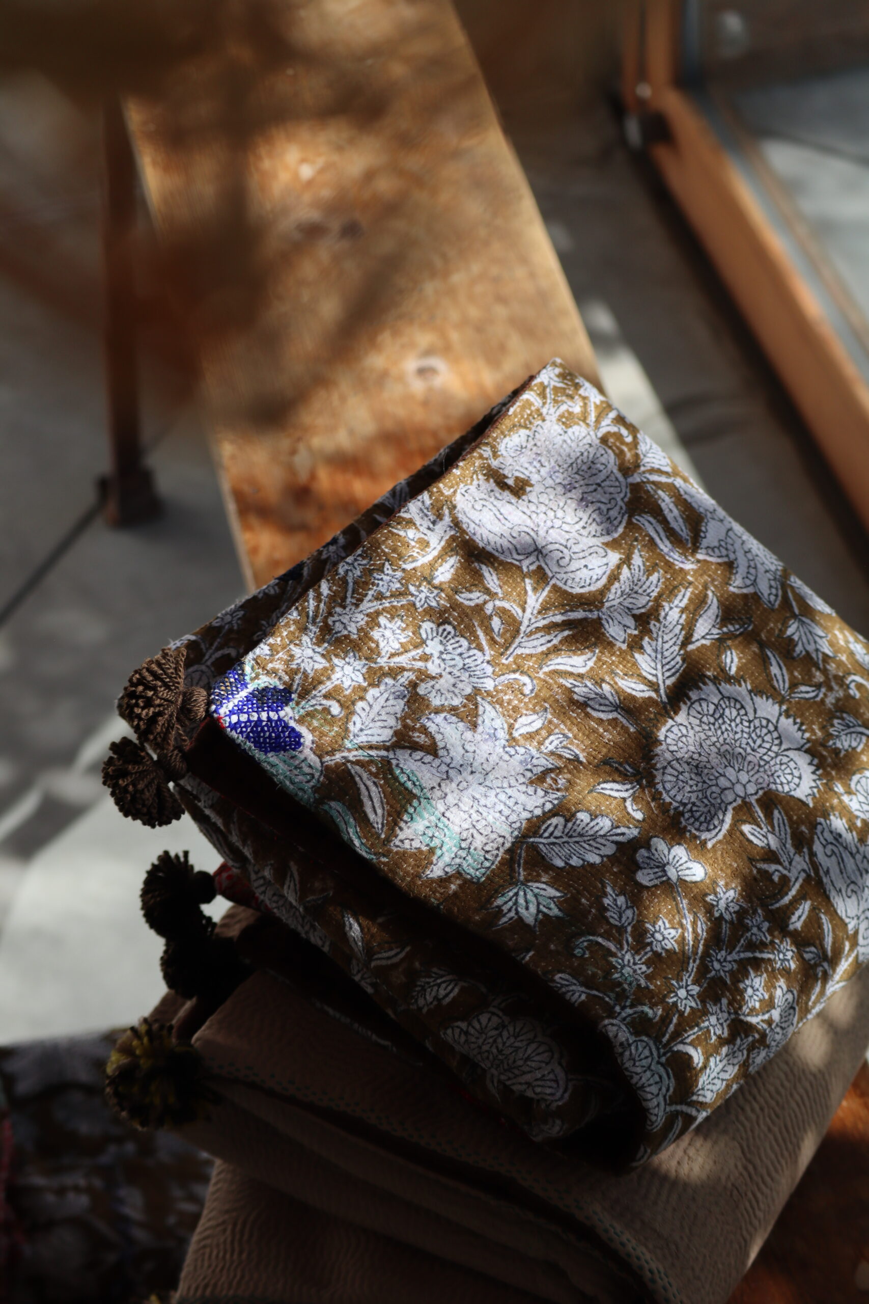 Kantha Puroduct / G28